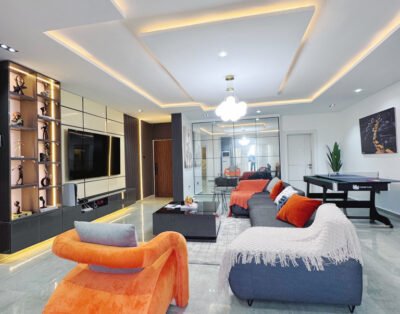 2 Bedroom Smart apartment with Alexa, Ps5, Snooker, Elevator & Tennis in Airport Road