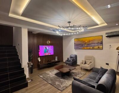 3 Bedroom Duplex in Gwarimpa with PS5, Snooker & Lounge.